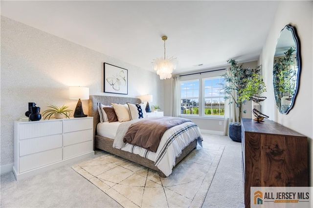1 Galerie Court, Monroe, NJ 08831