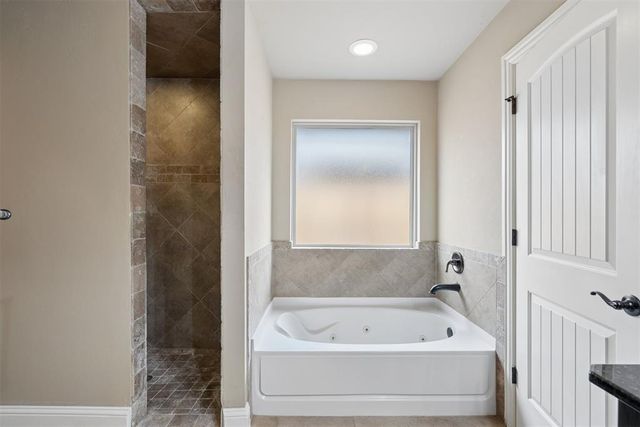 2408 NW 154th Street, Edmond, OK 73013