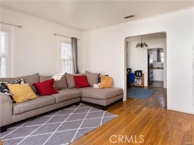 701 Walnut Street, Inglewood, CA 90301