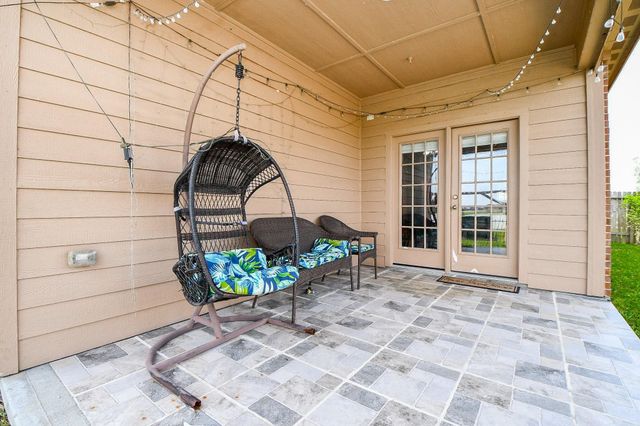 9803 Garnet Grove Drive, Rosharon, TX 77583