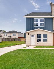 5840 Eastland Street, Fort Worth, TX 76119