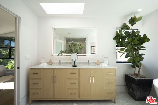 3848 Vantage Avenue, Studio City (los Angeles), CA 91604