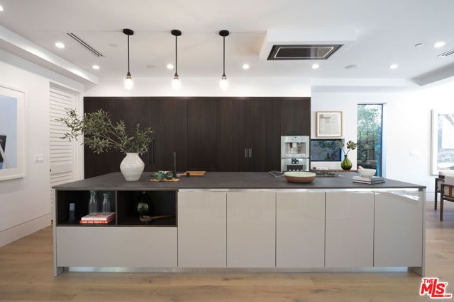 3848 Vantage Avenue, Studio City (los Angeles), CA 91604