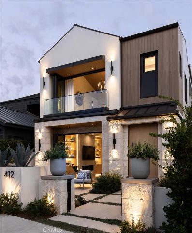 412 Heliotrope Avenue, Corona Del Mar, CA 92625