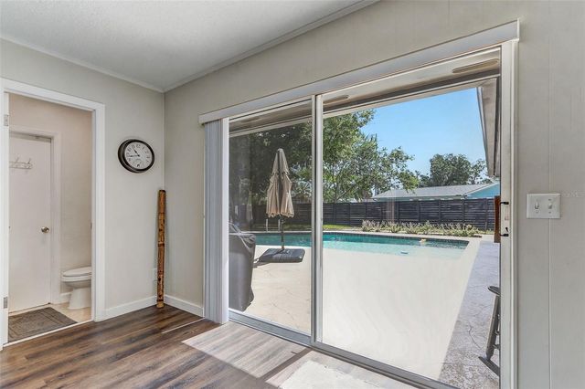 423 OAK HILL DRIVE, Altamonte Springs, FL 32701