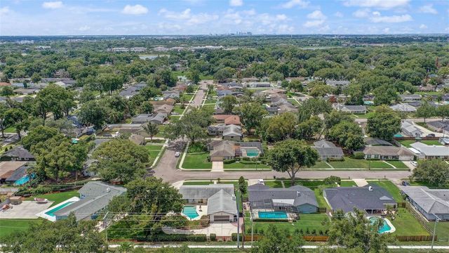 423 OAK HILL DRIVE, Altamonte Springs, FL 32701