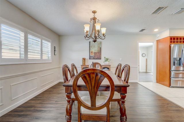 423 OAK HILL DRIVE, Altamonte Springs, FL 32701