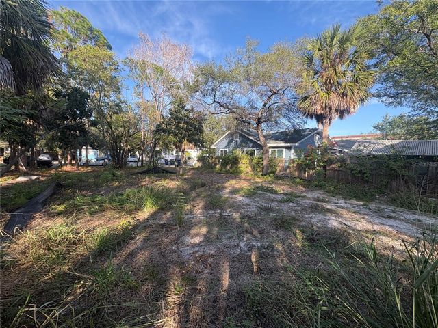 2316 W NORTH B STREET, Tampa, FL 33609