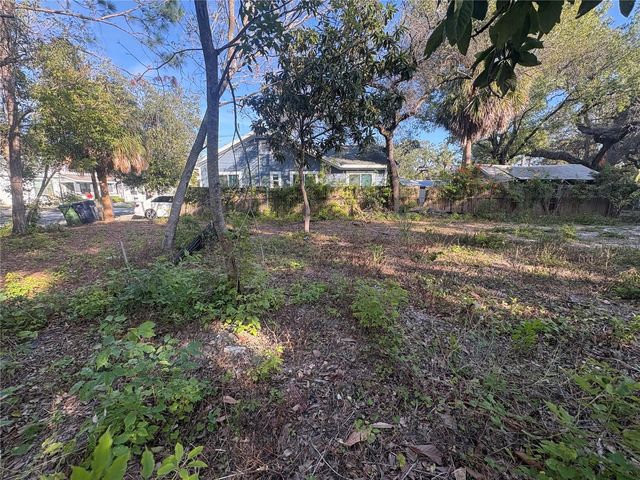 2316 W NORTH B STREET, Tampa, FL 33609