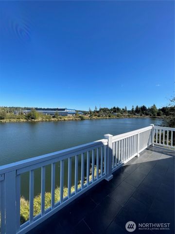 345 Island Lane, Raymond, WA 98577