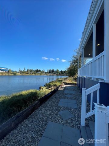 345 Island Lane, Raymond, WA 98577