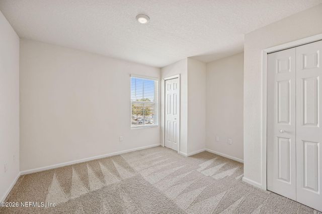 921 CAPITOL Parkway, Jacksonville, FL 32218