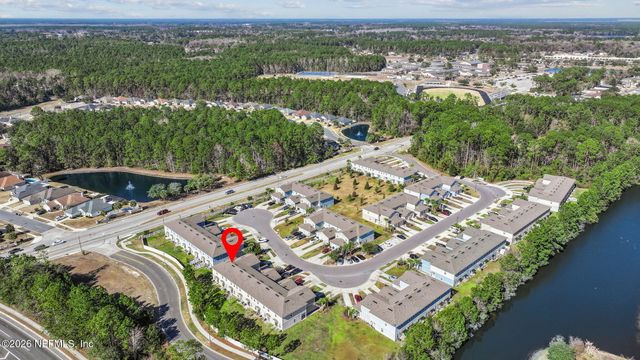 921 CAPITOL Parkway, Jacksonville, FL 32218