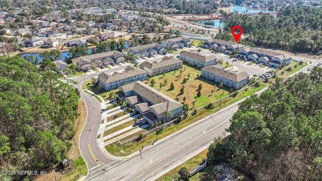 921 CAPITOL Parkway, Jacksonville, FL 32218