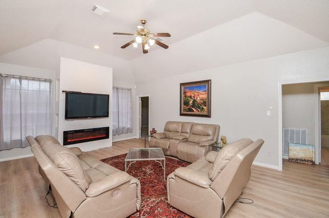 2523 Carriage Lane, Stafford, TX 77477