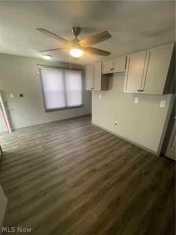 12007 Beulah Avenue up, Cleveland, OH 44106