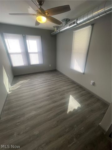 12007 Beulah Avenue up, Cleveland, OH 44106