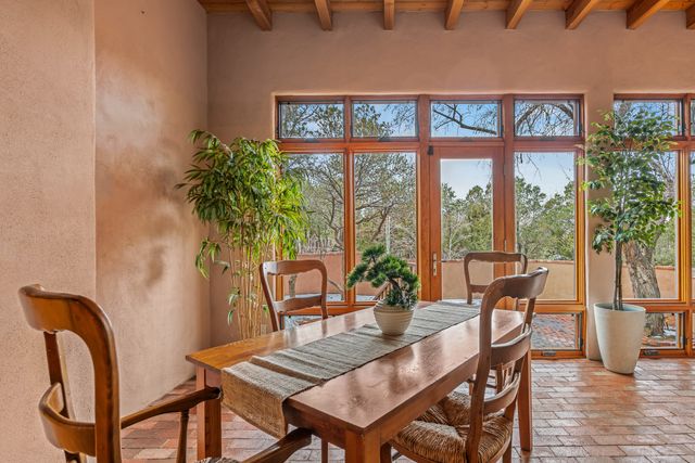 1300 Lejano Lane, Santa Fe, NM 87501