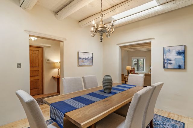 1300 Lejano Lane, Santa Fe, NM 87501