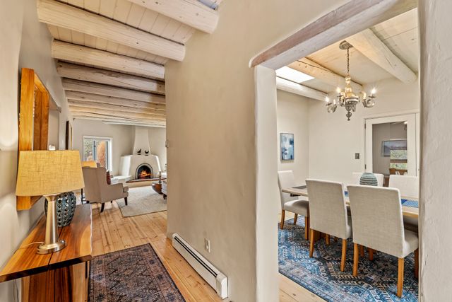 1300 Lejano Lane, Santa Fe, NM 87501