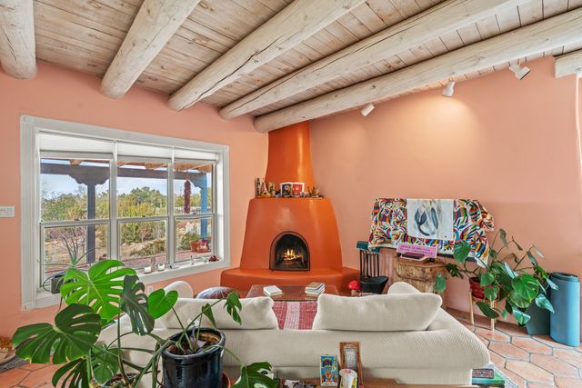 1300 Lejano Lane, Santa Fe, NM 87501