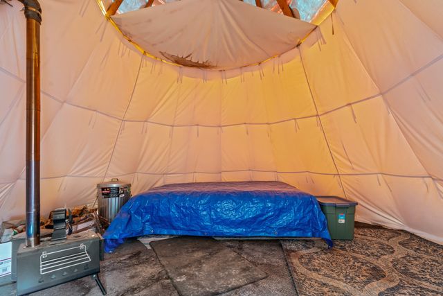 1300 Lejano Lane, Santa Fe, NM 87501