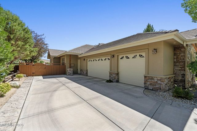 7231 Silver King Drive, Sparks, NV 89436