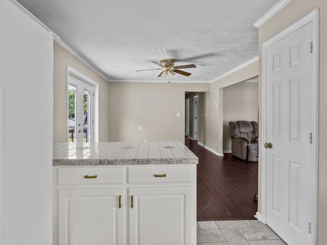 941 Rainbow Lake Road, Inman, SC 29349