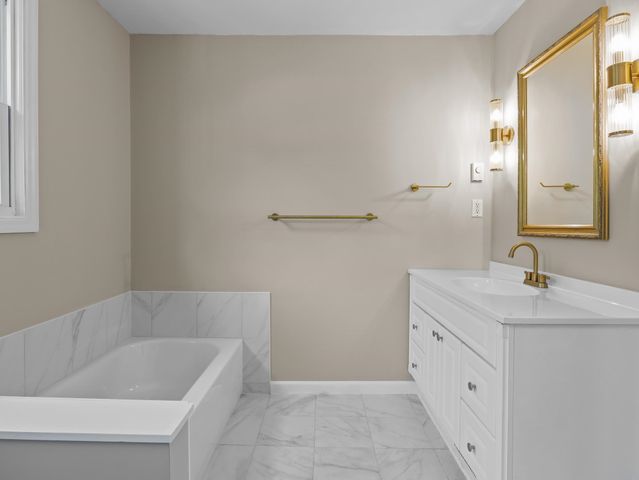 941 Rainbow Lake Road, Inman, SC 29349