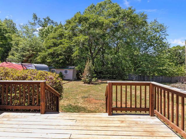 941 Rainbow Lake Road, Inman, SC 29349