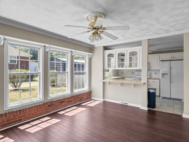 941 Rainbow Lake Road, Inman, SC 29349