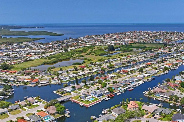 4903 BLUE HERON DRIVE, New Port Richey, FL 34652