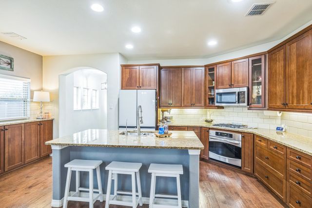 420 Florence Drive, Fate, TX 75087