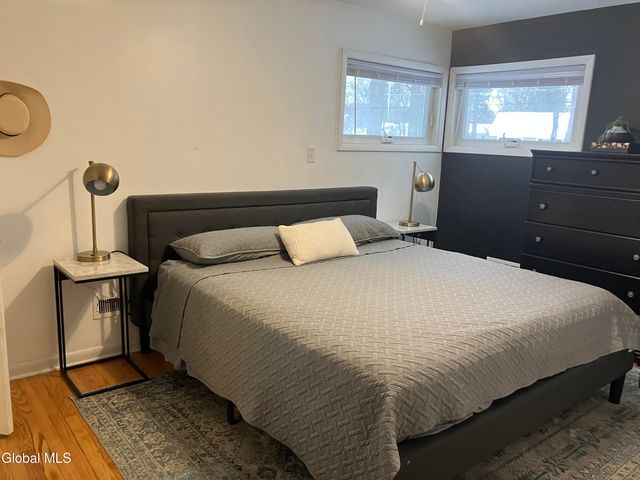 34 Saratoga Drive, Glenville, NY 12302