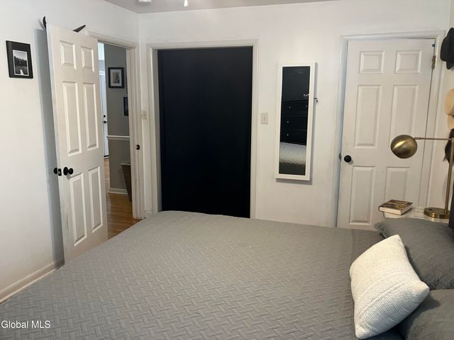 34 Saratoga Drive, Glenville, NY 12302