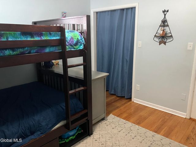 34 Saratoga Drive, Glenville, NY 12302