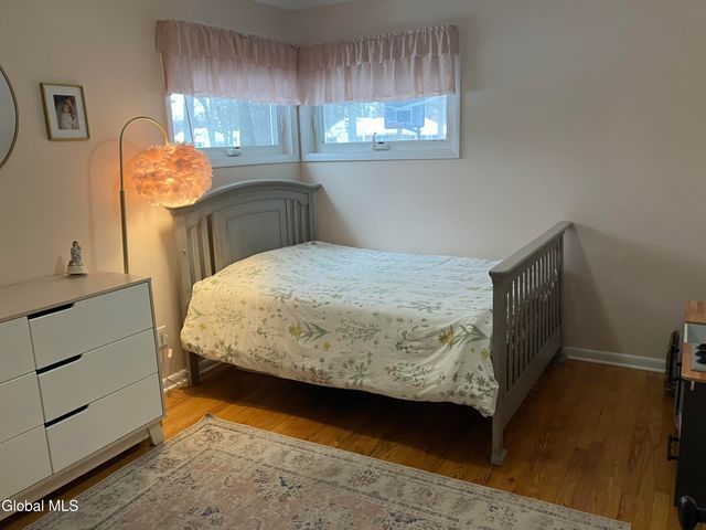 34 Saratoga Drive, Glenville, NY 12302