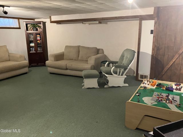 34 Saratoga Drive, Glenville, NY 12302