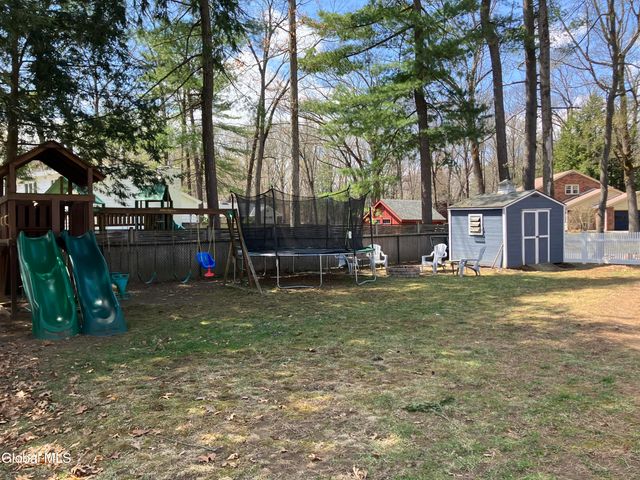 34 Saratoga Drive, Glenville, NY 12302