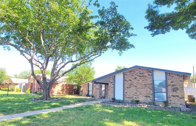 3402 Jones Drive, Rowlett, TX 75088