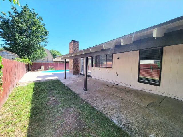 3402 Jones Drive, Rowlett, TX 75088