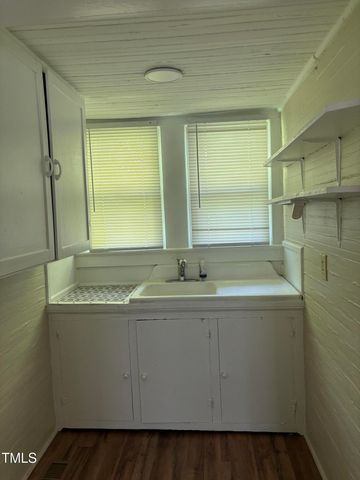 1200 Carolina Street, Graham, NC 27253
