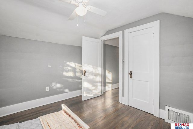 4815 Grand Avenue, Omaha, NE 68104