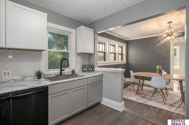 4815 Grand Avenue, Omaha, NE 68104