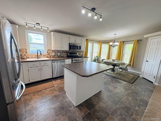 29 Granada Ct, Silver Cliff, CO 81252