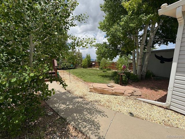 29 Granada Ct, Silver Cliff, CO 81252