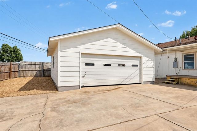 103 Oak Street, Midwest City, OK 73110