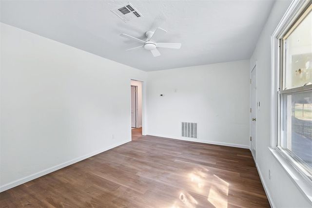 103 Oak Street, Midwest City, OK 73110