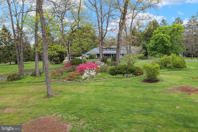 30 LONGVIEW DR, Gettysburg, PA 17325