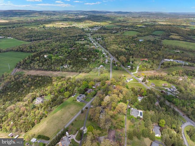 30 LONGVIEW DR, Gettysburg, PA 17325